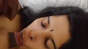 Desi Girl'S Tight Pussy Gets Pounded In Audio-Enabled Video